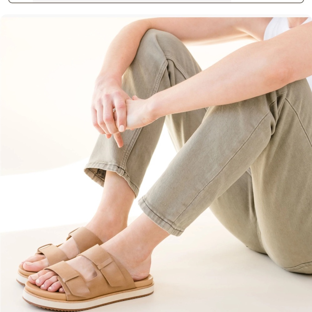 Nisolo Tan Leather Sandals for Women